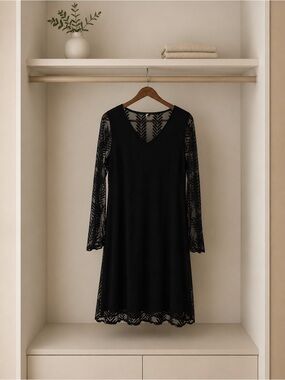 PinkBlush Maternity Dress • Size Medium